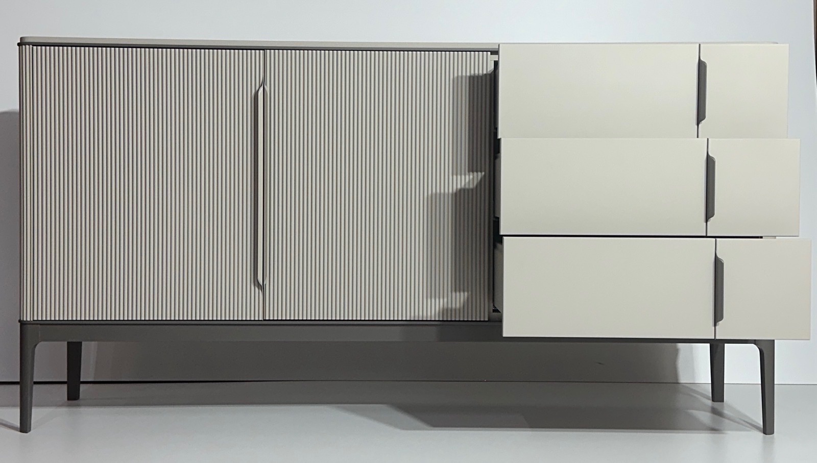 Комод Модена (МДФ VE,VE,MD) Т-614