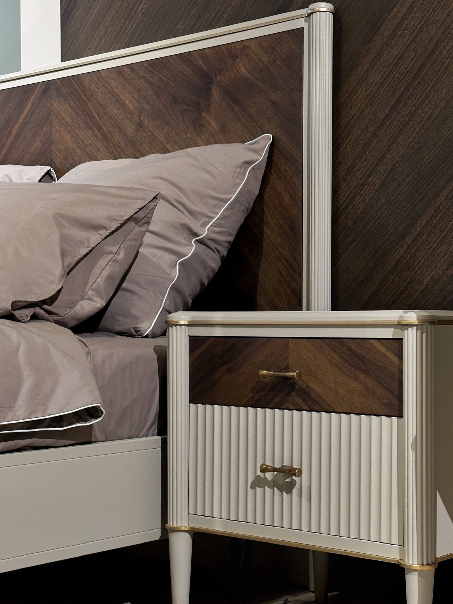 Тумба прикроватная Венеция Т-151