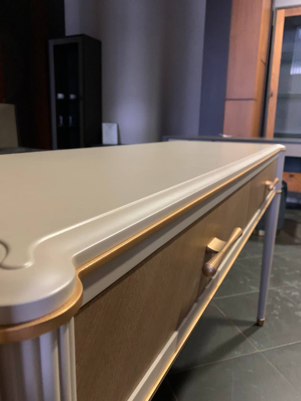 Стол туалетный Венеция Т-133