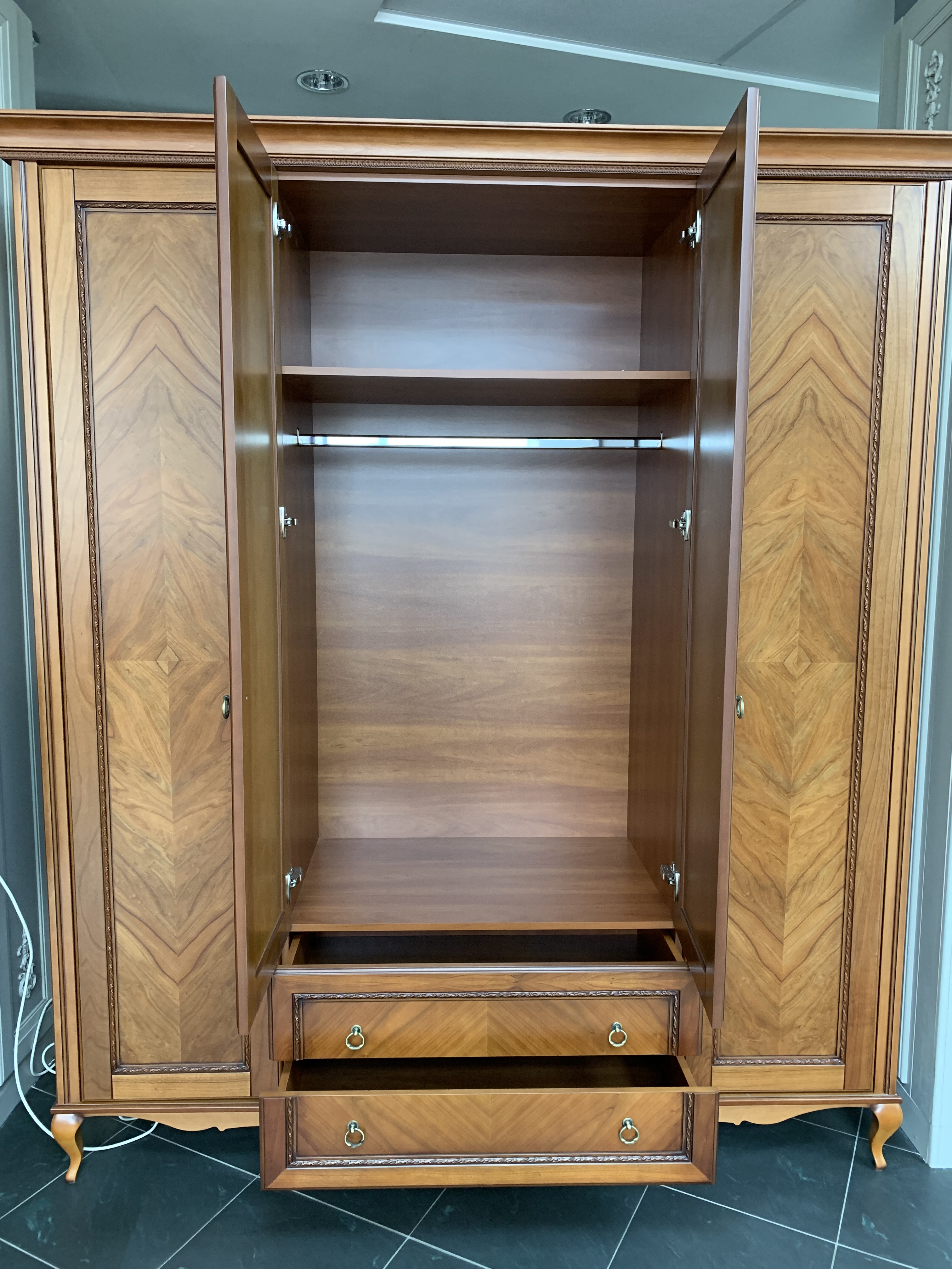 Шкаф для одежды Неаполь Т-454Д